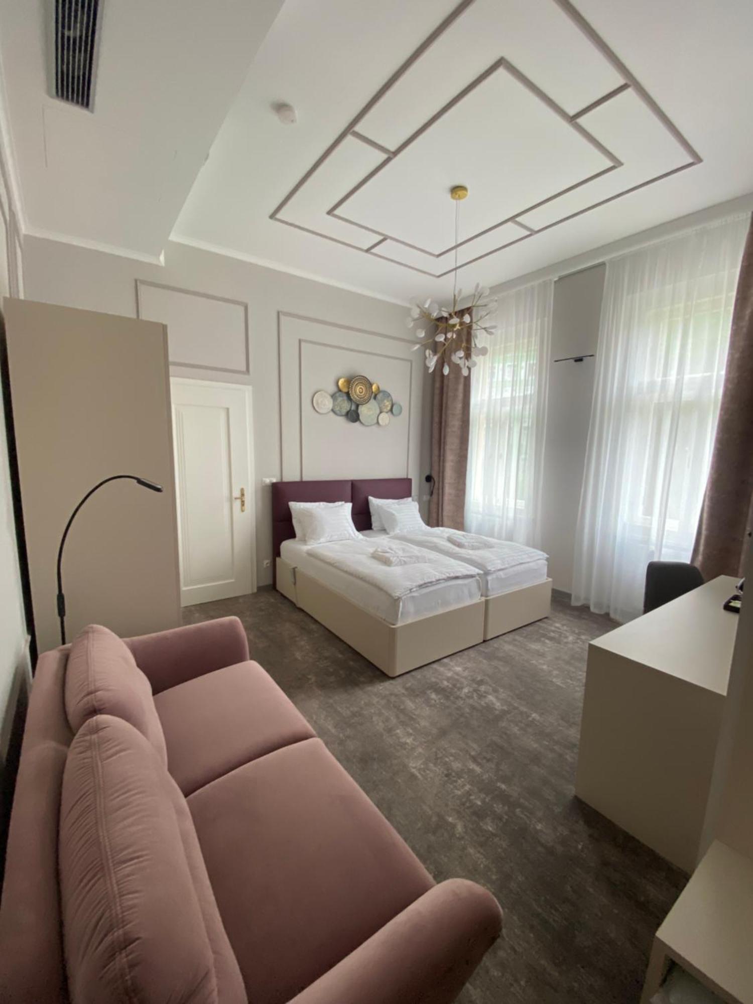 Boutique Hotel Ambiente ****+ Karlovy Vary Luaran gambar