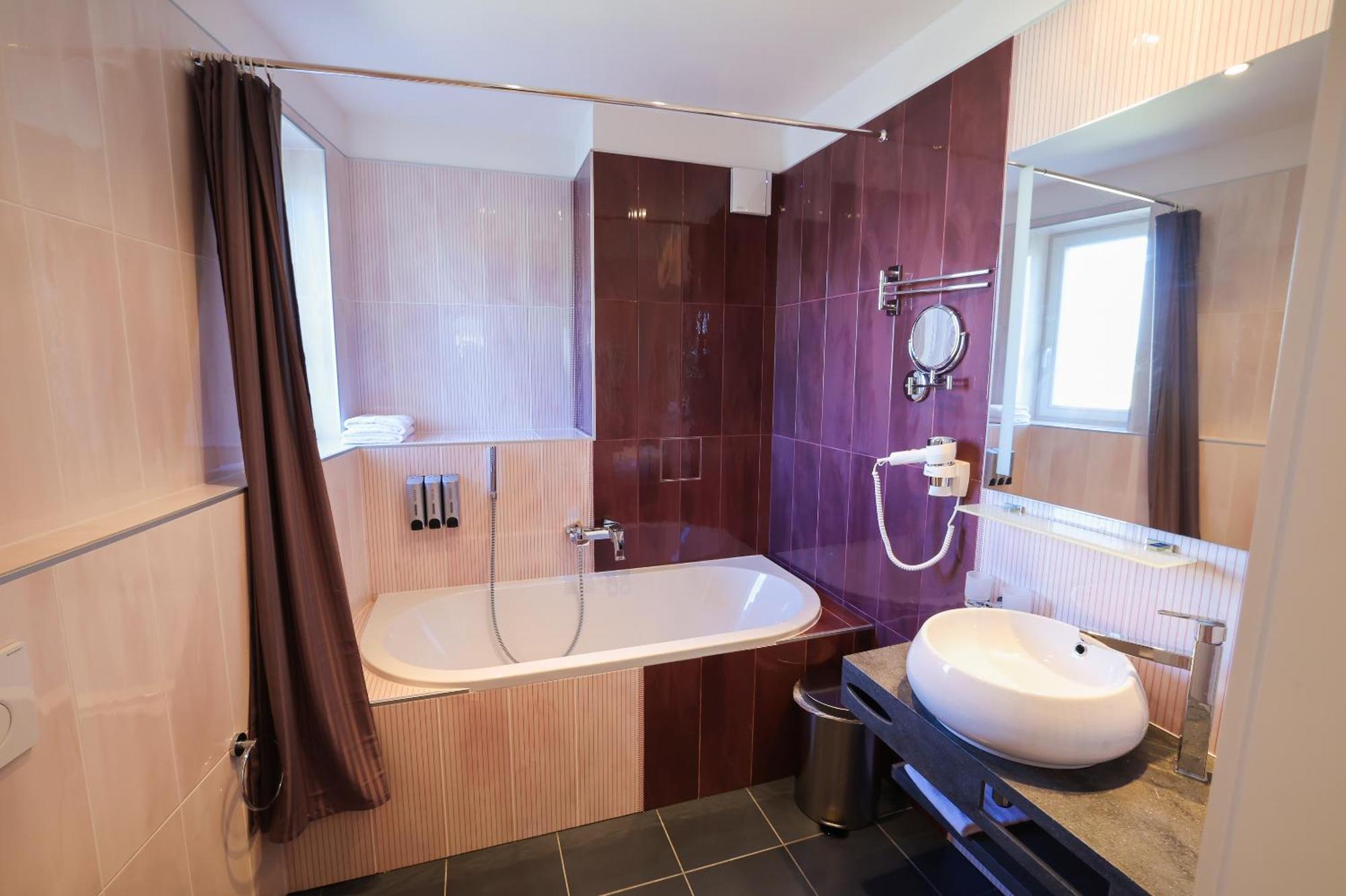 Boutique Hotel Ambiente ****+ Karlovy Vary Luaran gambar
